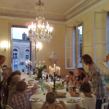 Le Chateau De Bressey & Son Orangerie Luaran gambar