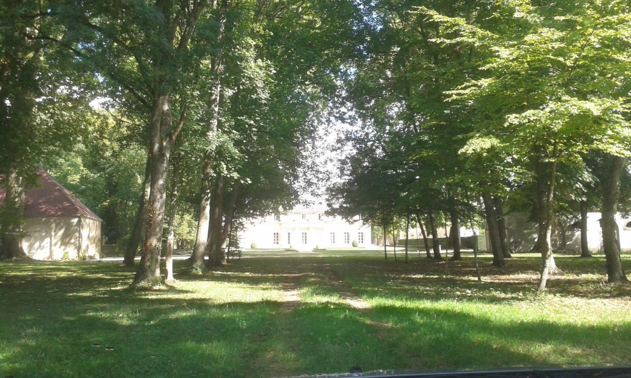 Le Chateau De Bressey & Son Orangerie Luaran gambar